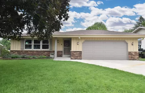 518 Partridge, Pewaukee, WI 53072