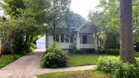 5071 N Elkhart, Whitefish Bay, WI 53217