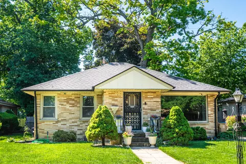 5021 Harrison, Kenosha, WI 53142