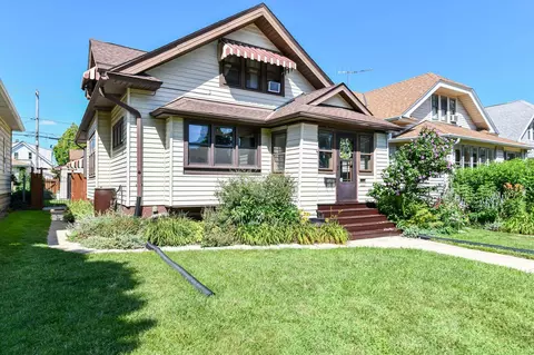 1205 S 74th, West Allis, WI 53214