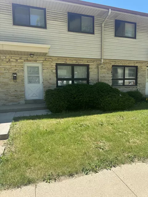 5203 N 84th, Milwaukee, WI 53225