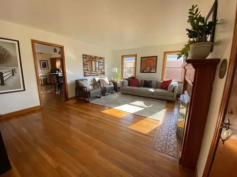3436 E Van Norman, Cudahy, WI 53110