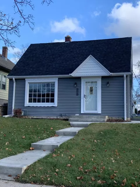 4512 S Jasper, Milwaukee, WI 53207