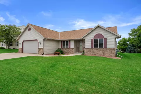 329 Northview, Hartford, WI 53027