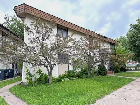 2106 Campbell #2108, La Crosse, WI 54601