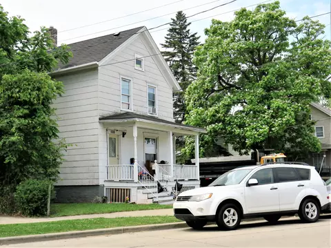 1339 Rapids, Racine, WI 53404