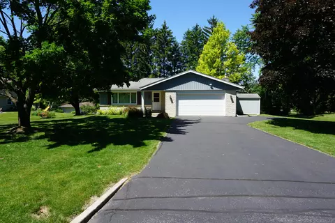 1015 Plateau, Waukesha, WI 53186