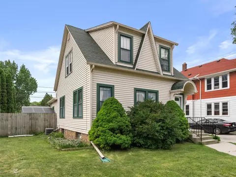 1245 Ashland, Sheboygan, WI 53081