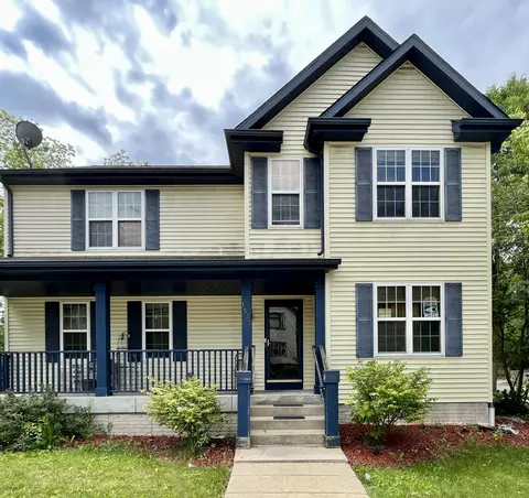 1533 W Wright, Milwaukee, WI 53206
