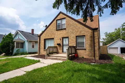 5911 N 35th #5911A, Milwaukee, WI 53209