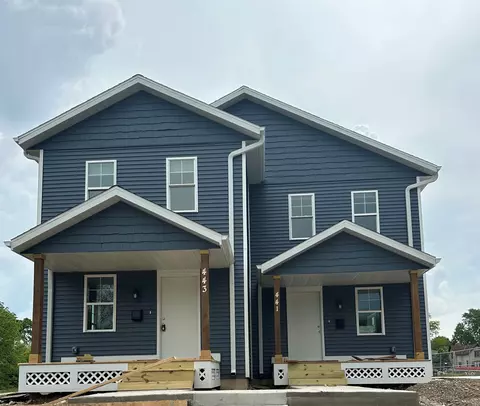 433 Oakland, Waukesha, WI 53186