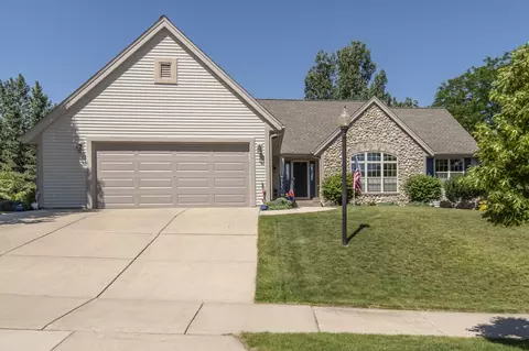 240 Manchester, Waukesha, WI 53188