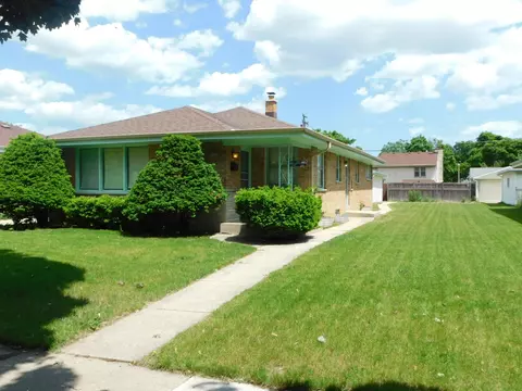 4040 N 72nd, Milwaukee, WI 53216