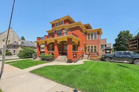 601 N Grand, Waukesha, WI 53186