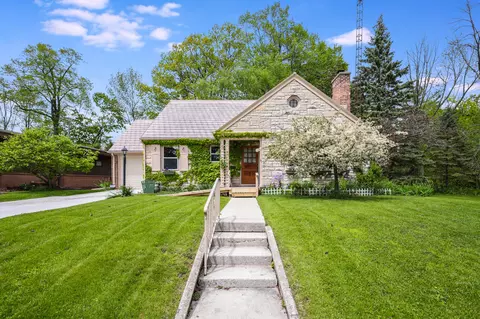 508 Oak, Manitowoc, WI 54220