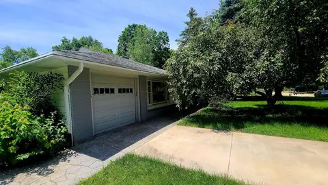1215 W Bel Ayr, Waukesha, WI 53188