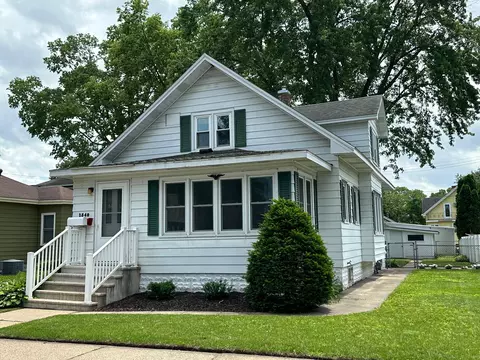 1540 Farnam, La Crosse, WI 54601