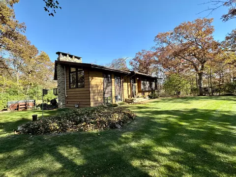 4904 Schoen, Dover, WI 53182