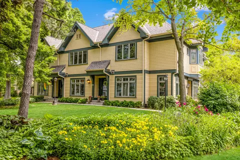 2304 Edgewood, Shorewood, WI 53211