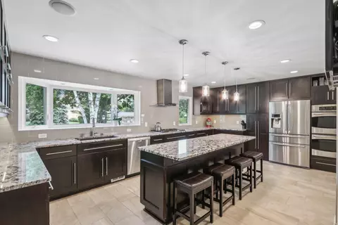 8814 Greenmeadow, Greendale, WI 53129