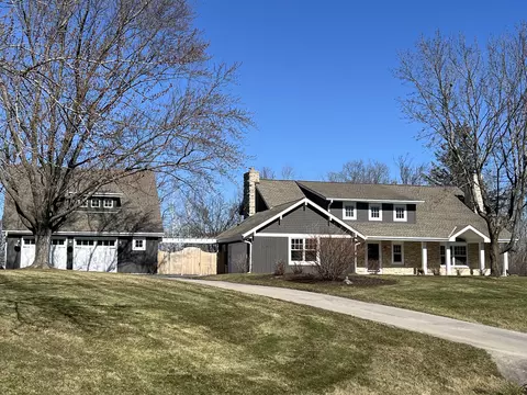 223 Aqua Vw, Cedarburg, WI 53012