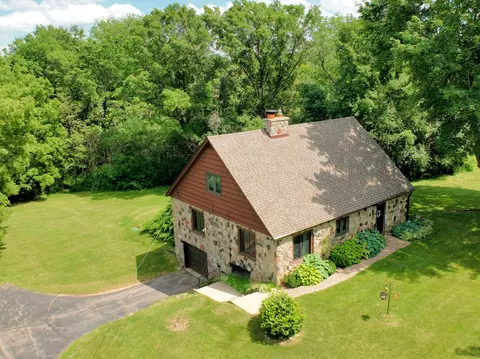 w269s3342 Merrill Hls, Waukesha, WI 53189
