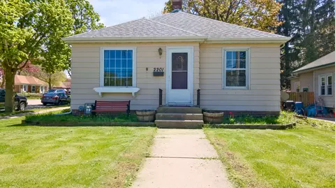 2201 Spring, Racine, WI 53405