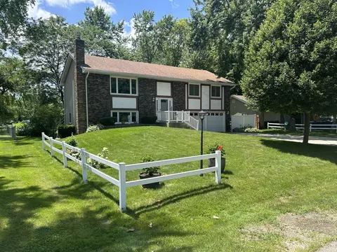 1053 Eastwood, Silver Lake, WI 53170