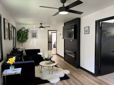 831 S 89th, West Allis, WI 53214