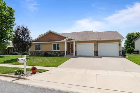 734 Elizabeth, Onalaska, WI 54650