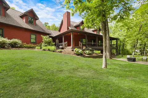 8656 184th, Bristol, WI 53104