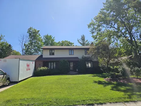 3260 S 149th, New Berlin, WI 53151