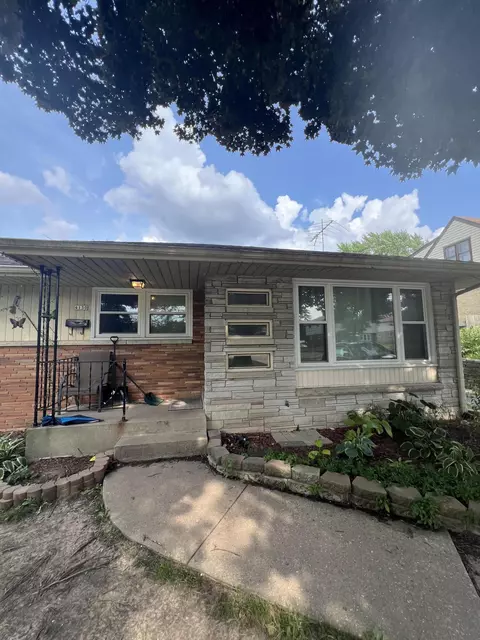 4130 N 100th, Milwaukee, WI 53222