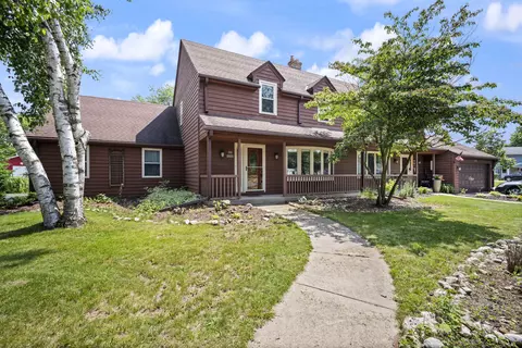 n17w5189 Garfield, Cedarburg, WI 53012