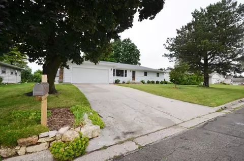 240 S Woodland, Whitewater, WI 53190