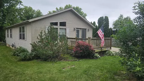 213 E Ctr, Readstown, WI 54652