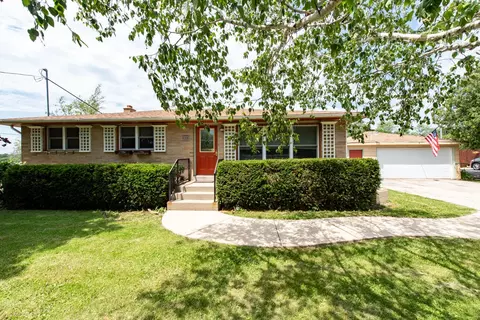 6944 78th, Kenosha, WI 53142