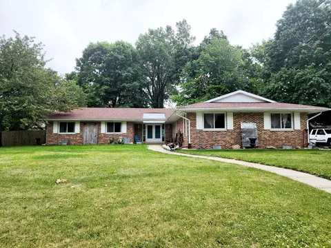 726 Oakwood, Jefferson, WI 53549