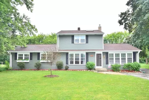 330 Kossow, Waukesha, WI 53186