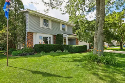 3475 S Glen Park, New Berlin, WI 53151