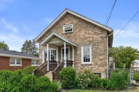 902 75th, Kenosha, WI 53143