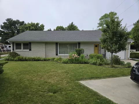 220 4 Mile, Caledonia, WI 53402