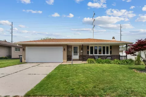 1720 Greenfield, Sheboygan, WI 53081