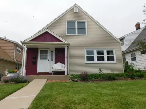 2557 S 60th, West Allis, WI 53219