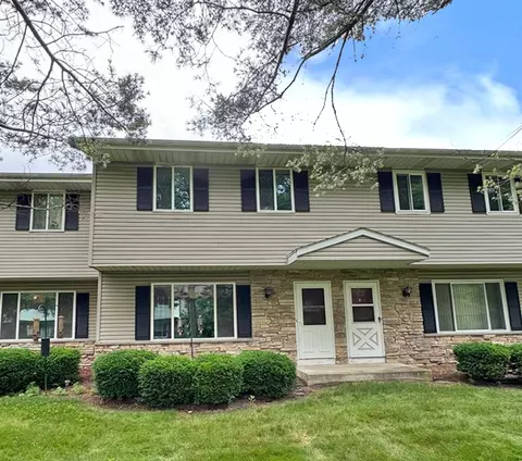w163n11537 Windsor #B, Germantown, WI 53022