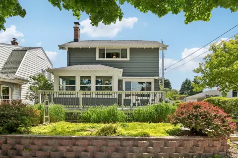 2780 S Linebarger, Milwaukee, WI 53207