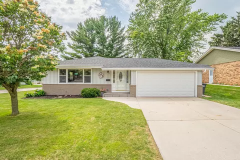 1658 S 26th, Sheboygan, WI 53081