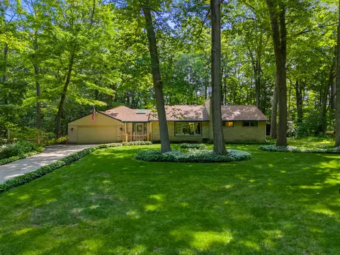 w145n7454 Northwood, Menomonee Falls, WI 53051