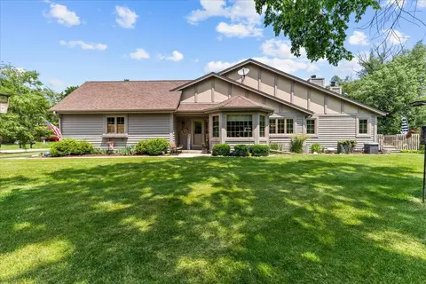 2870 Teal Rdg #D, Brookfield, WI 53045