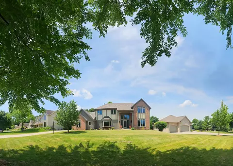 9763 S 35th, Franklin, WI 53132